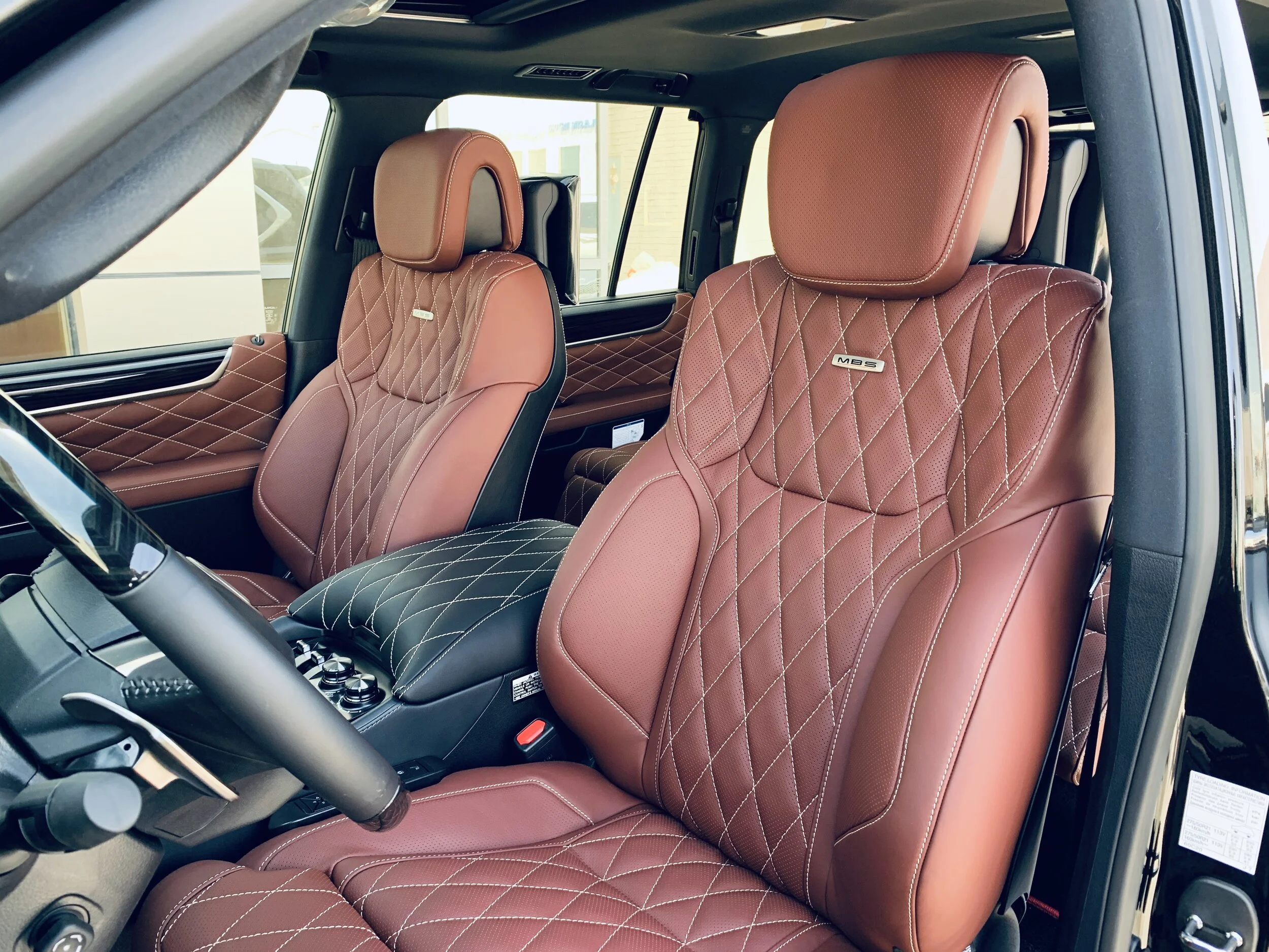 Lexus LX 570 MBS Autobiography Edition Two Tone — MBS